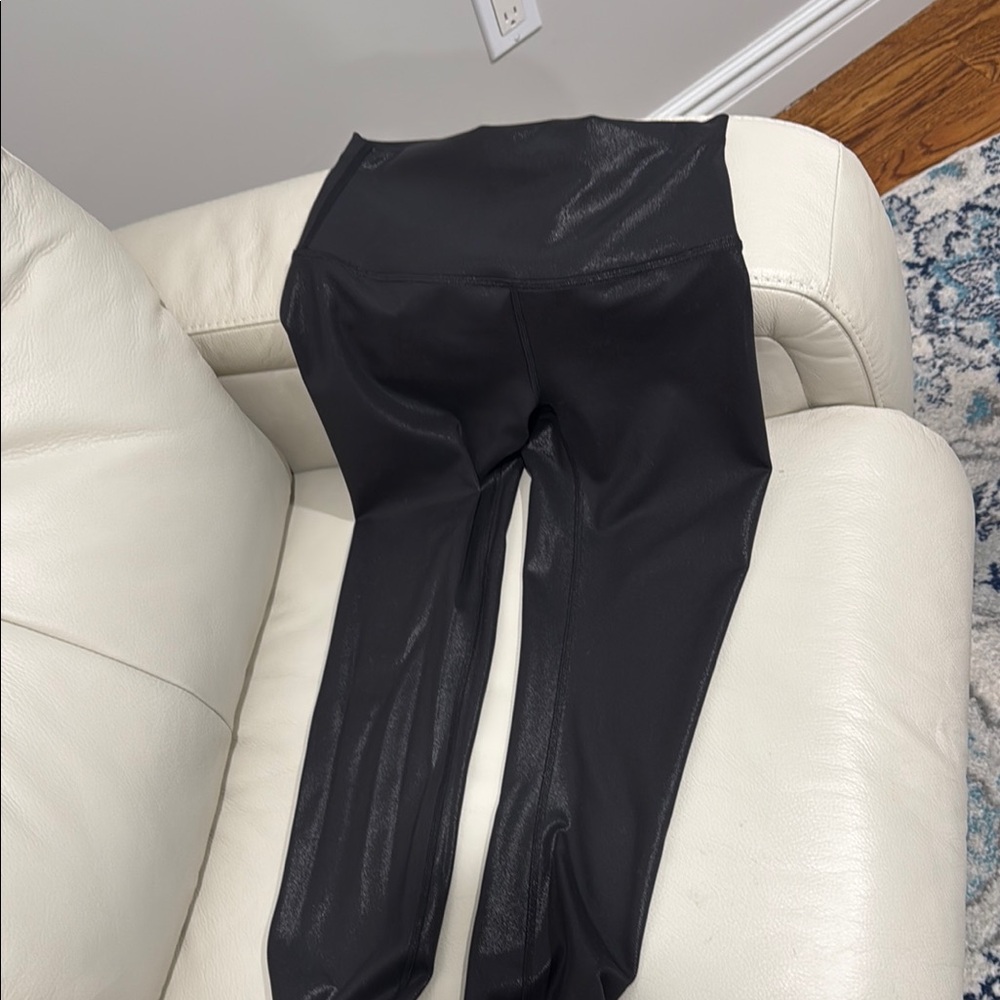 Black Shiny Leggings lulu size 6